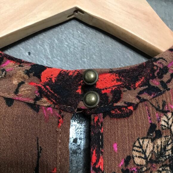 Mossimo Floral Tiered Tank Top Brown Blouse Choker Cutout Fairy Preppy Size S - Picture 6 of 9